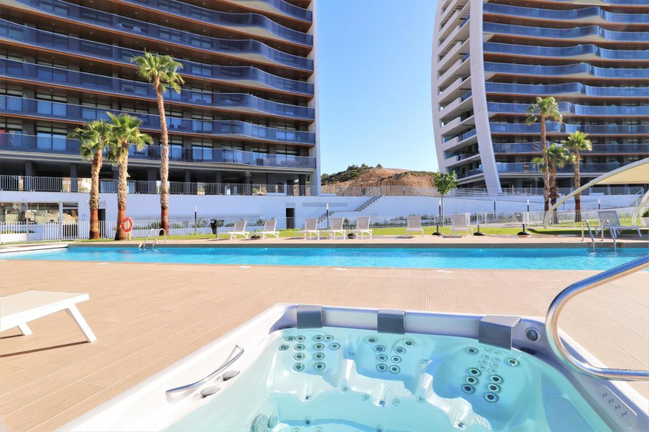 Sunset Waves 18-35 Poniente Beach Resort Μπένιντορμ Εξωτερικό φωτογραφία
