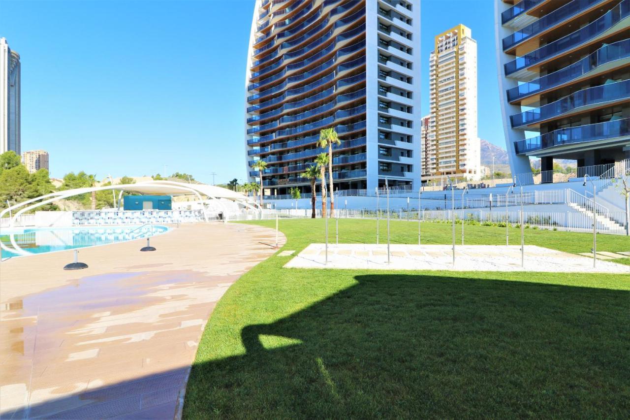 Sunset Waves 18-35 Poniente Beach Resort Μπένιντορμ Εξωτερικό φωτογραφία