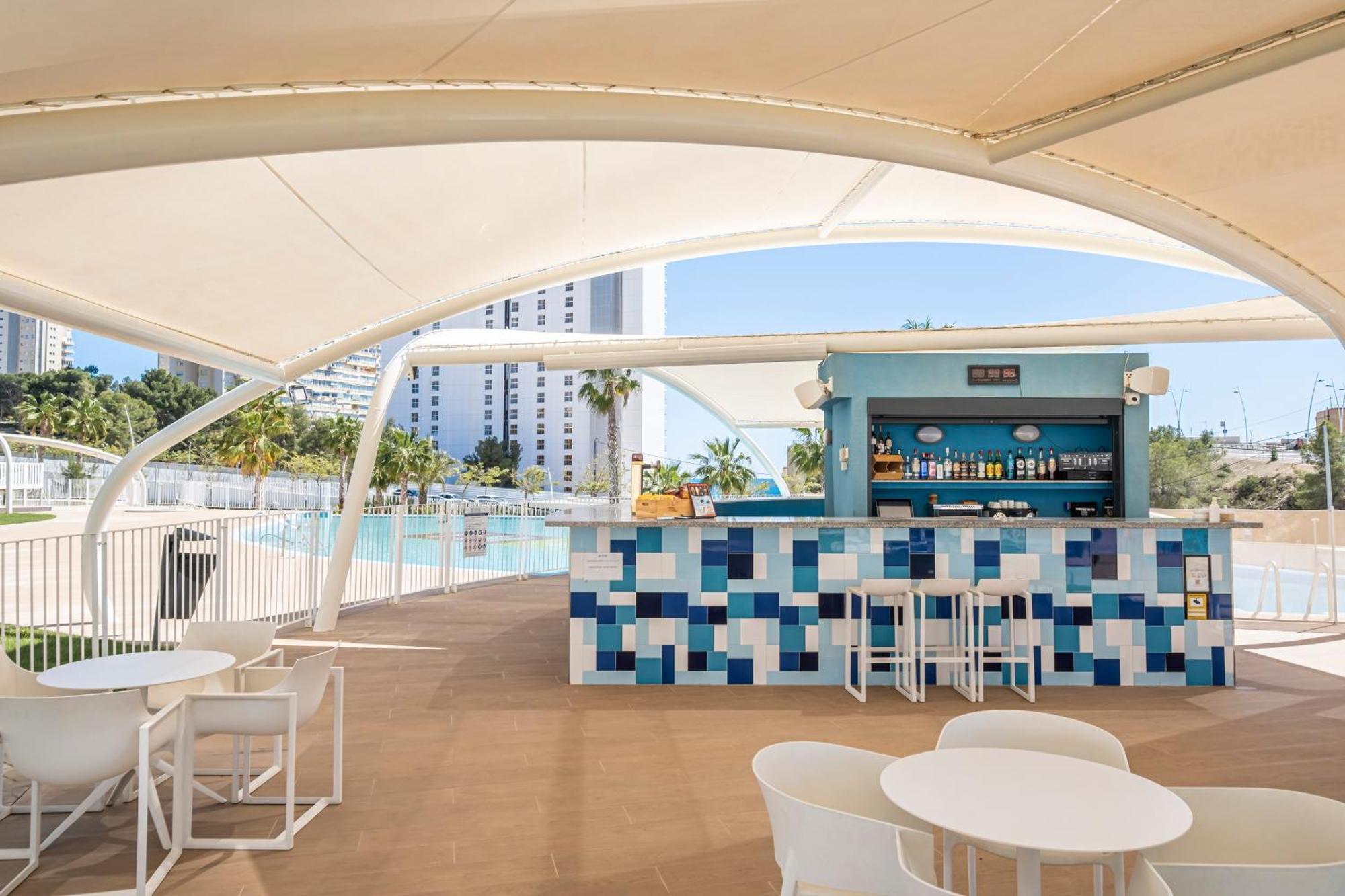 Sunset Waves 18-35 Poniente Beach Resort Μπένιντορμ Εξωτερικό φωτογραφία